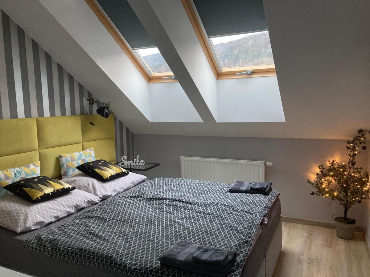Apartament Widokowy 우스트르치키 돌네 외부 사진